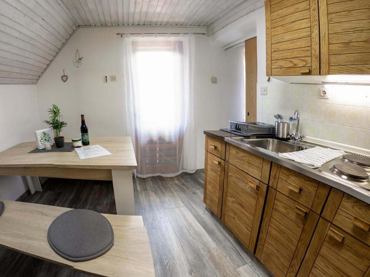 Apartma Petra Ravnik - Wanderer'S Hut Apartment Bohinj Bagian luar foto